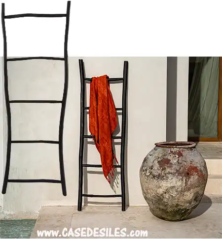 Porte serviette échelle teck naturel recyclé 165cm noir